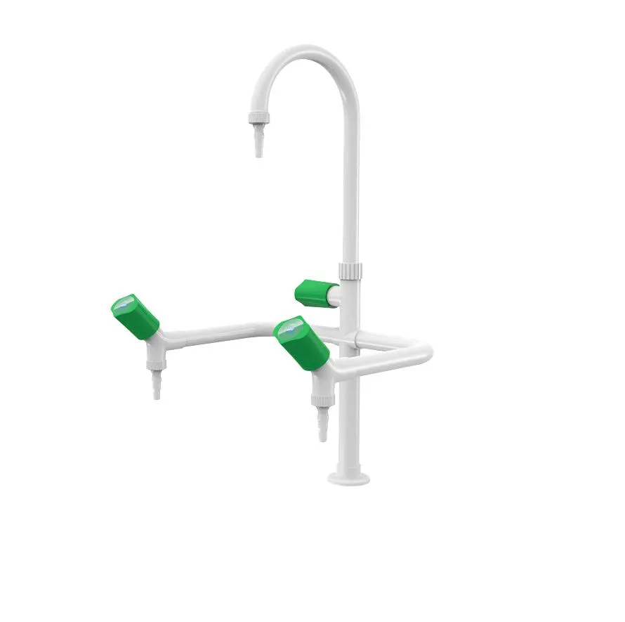 Triple Outlet Brass Lab Faucet for School Laboratories